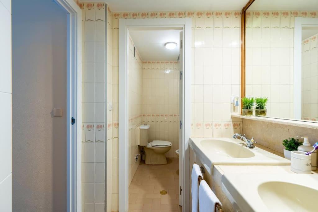 Appartamento Behouse Sierpes Siviglia Esterno foto